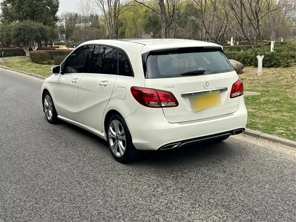 Mercedes-Benz B-Class 2018 — фото 22