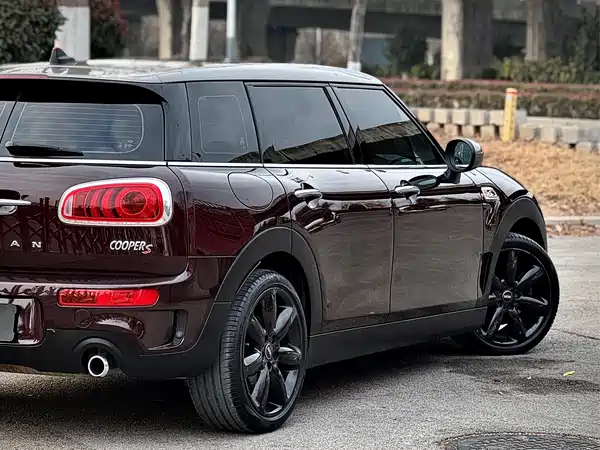 MINI Clubman 2016