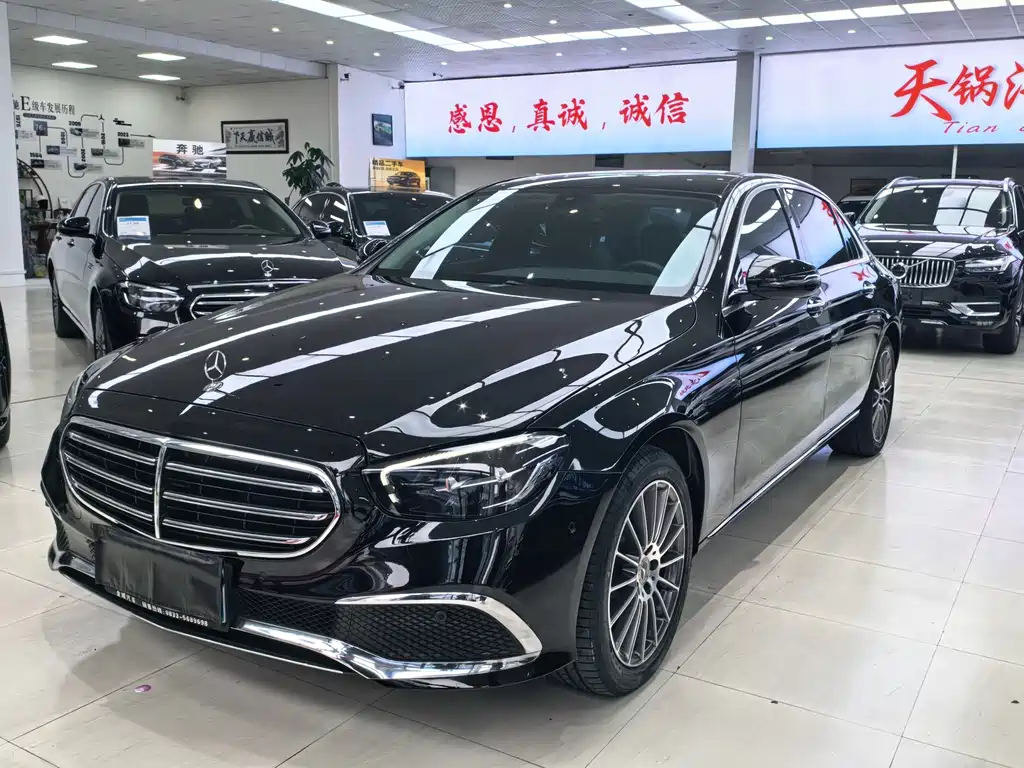 Mercedes-Benz E-Class 2023