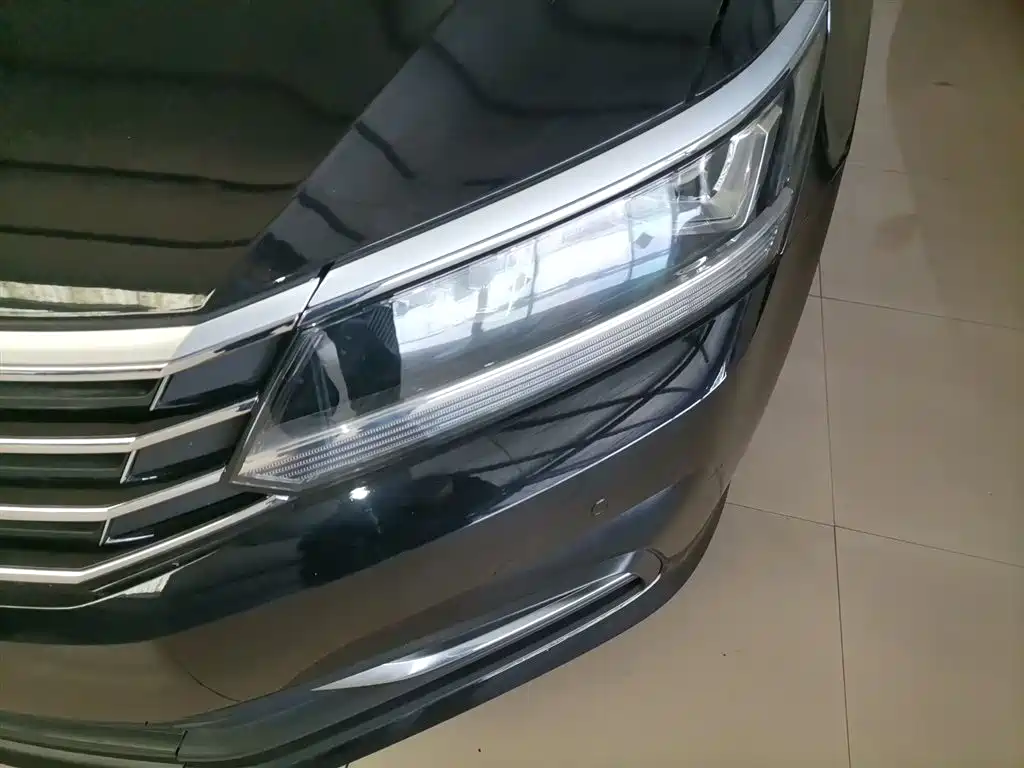 Volkswagen Passat 2019 — фото 17