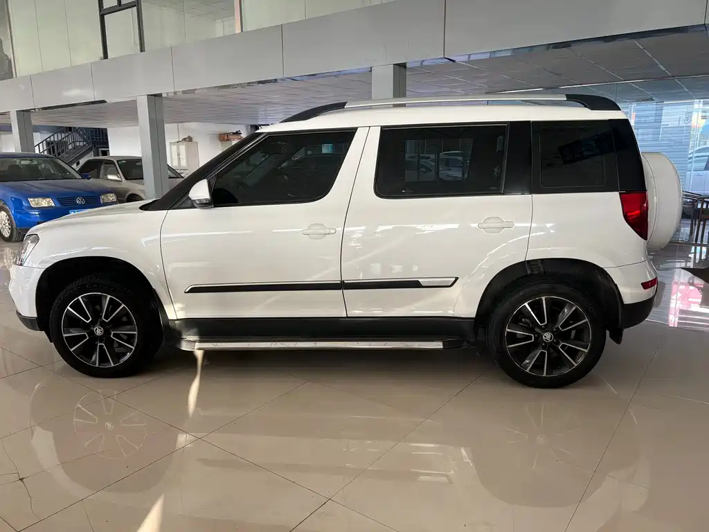 Skoda Yeti 2015 — фото 2