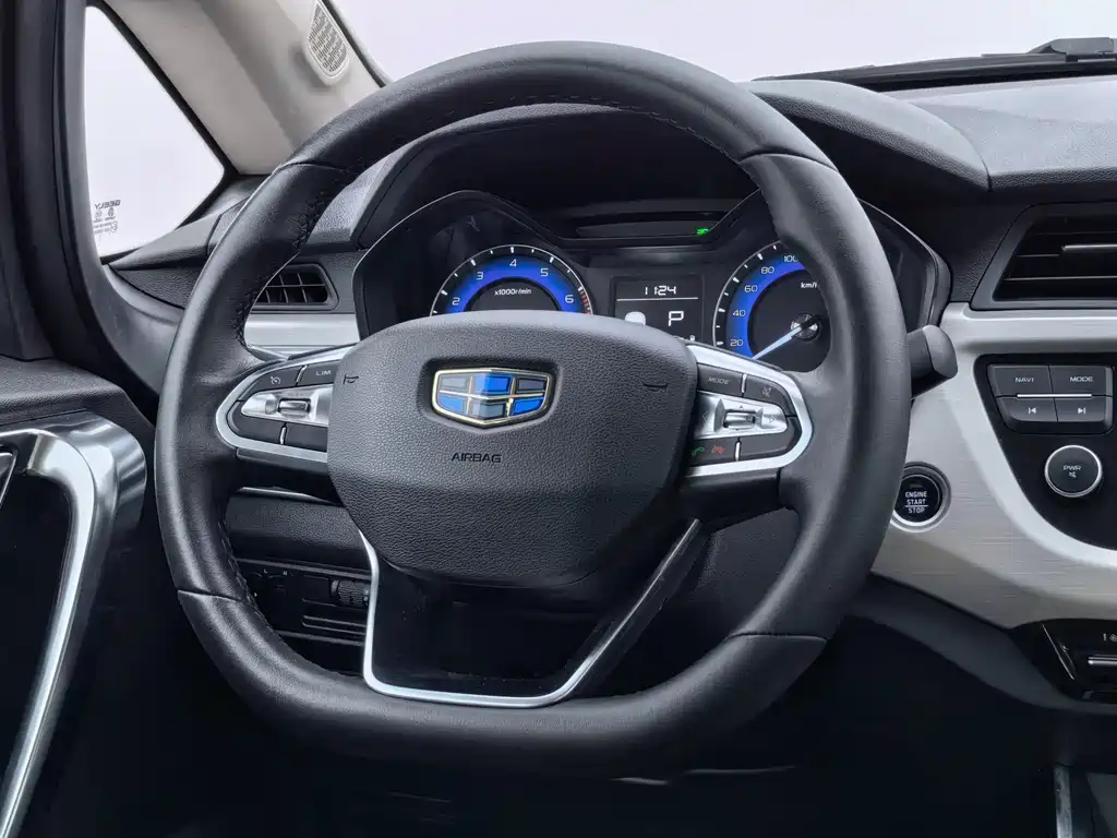 Geely Vision X3 2020 — фото 14
