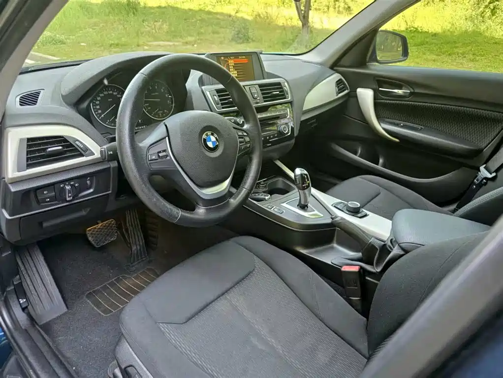 BMW 1 Series 2016 — фото 10