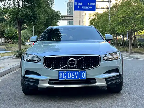 Volvo V90 2018