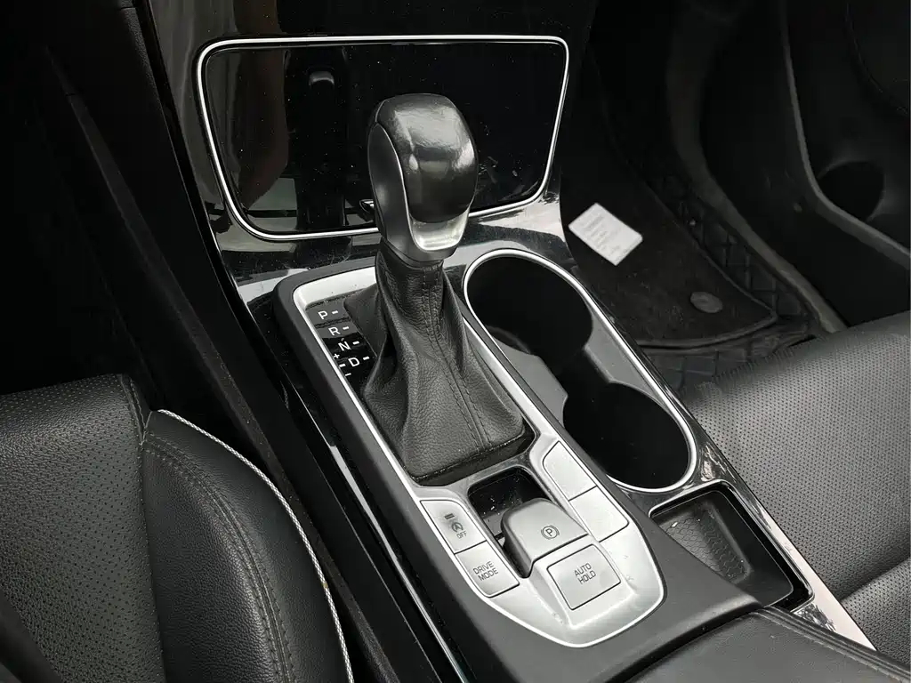 Hyundai Tucson 2020 — фото 10