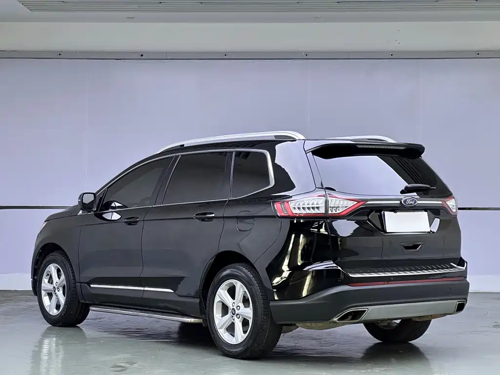 Ford Edge 2016 — фото 4