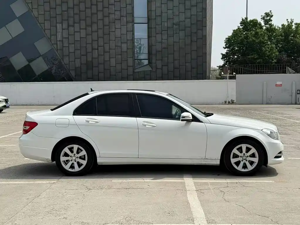 Mercedes-Benz C-Class 2013 — фото 7