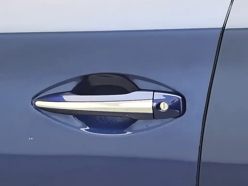 Infiniti Q50L 2019 — фото 18