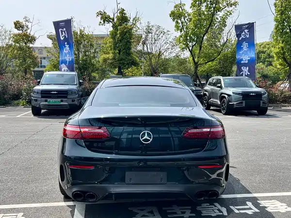 Mercedes-Benz E-Class 2021