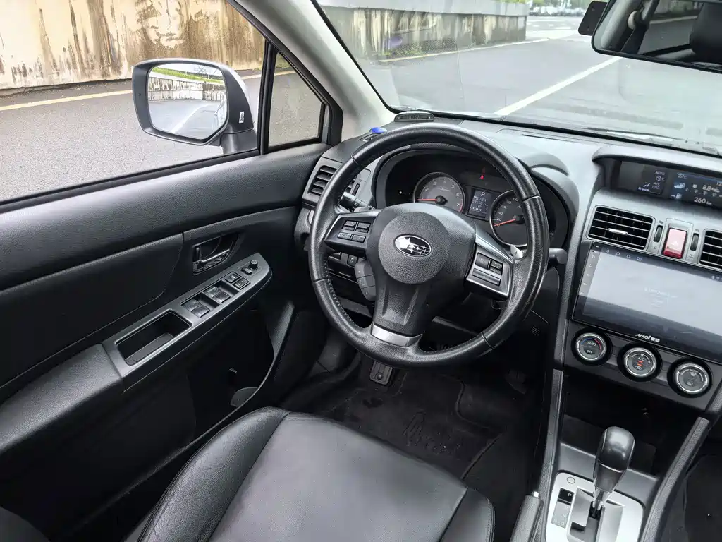 Subaru XV 2013 — фото 17