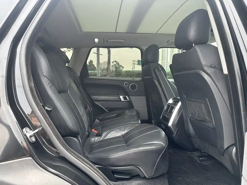 Land Rover Sport 2018 — фото 20