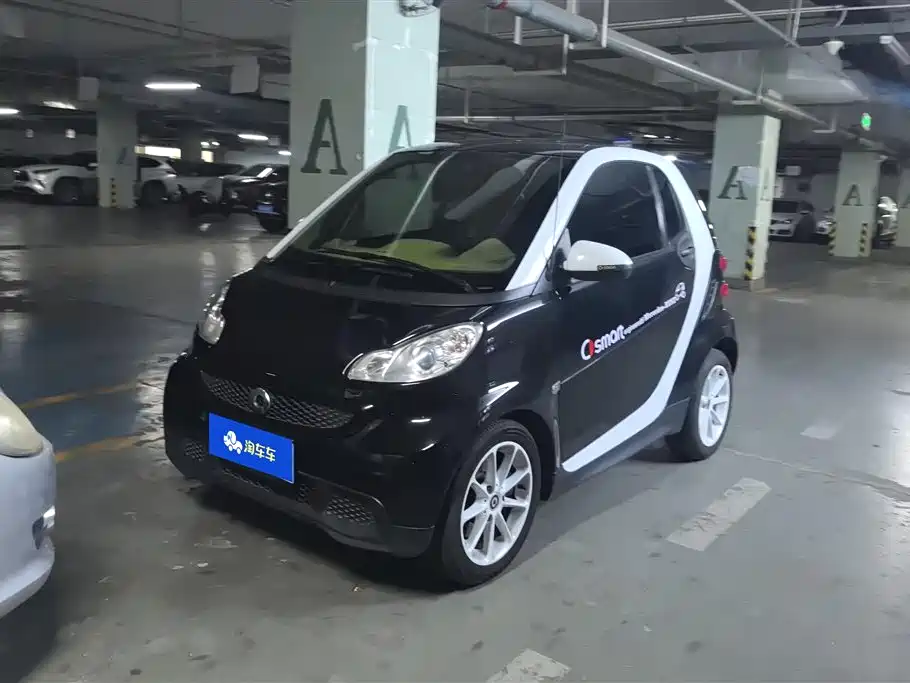 smart Fortwo 2014 — фото 1