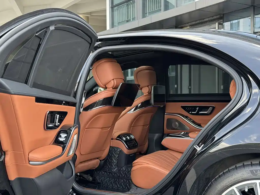 Mercedes-Benz S-Class 2021