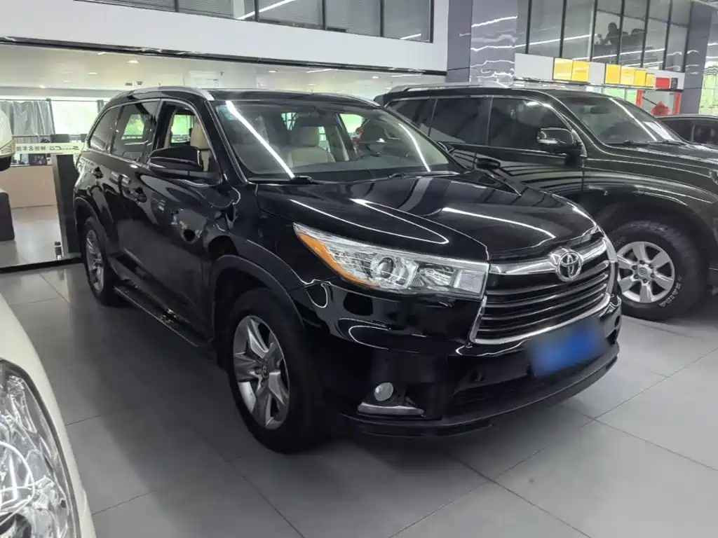 Toyota Highlander 2015 — фото 4