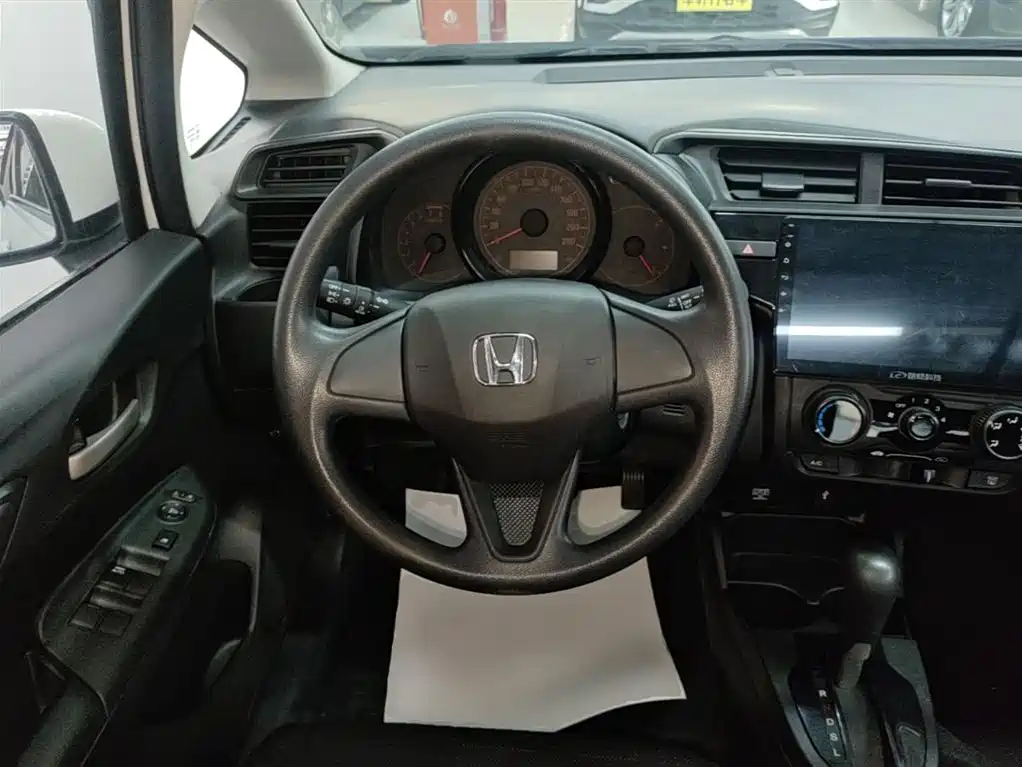 Honda Fit 2019 — фото 11