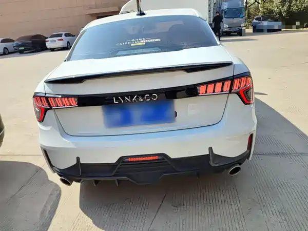 Lynk & Co 03 2019