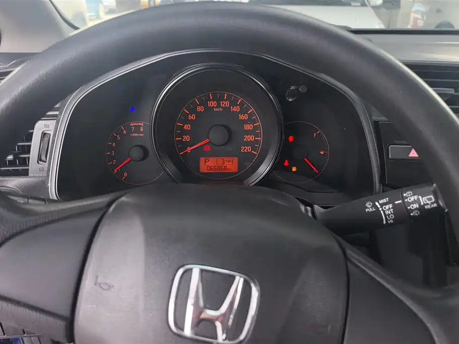 Honda Fit 2018 — фото 14