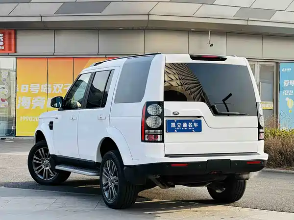 Land Rover Discovery 2016