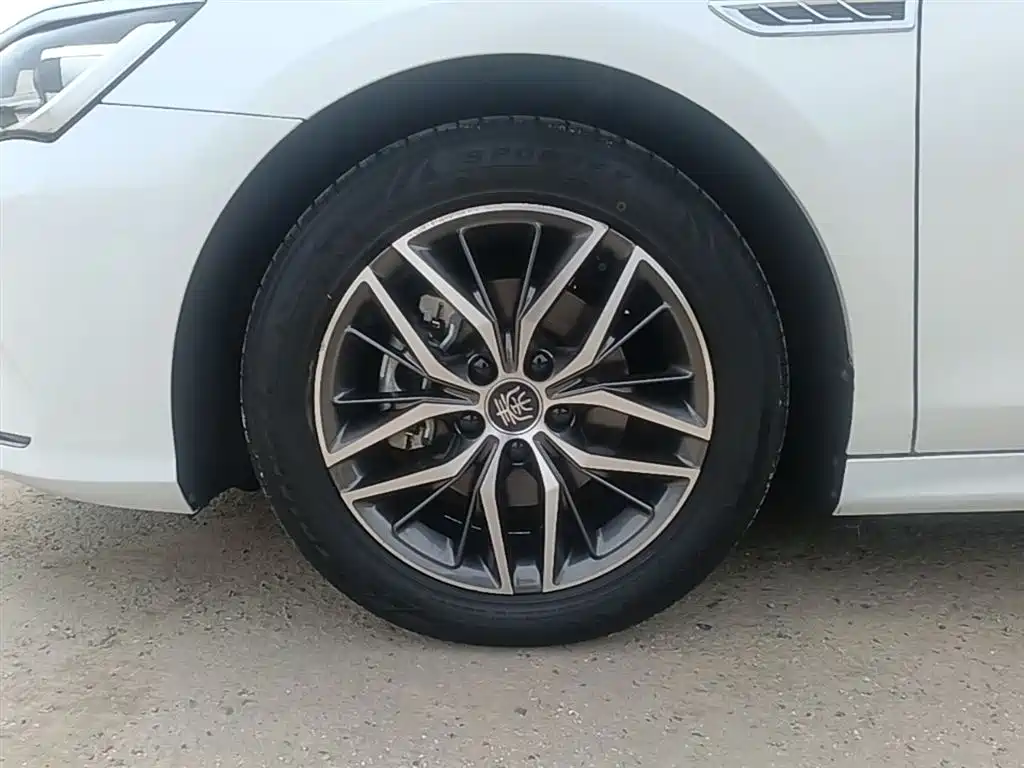 BYD Qin PLUS 2022 — фото 23