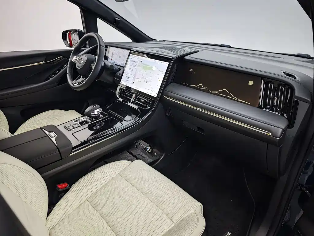 GAC Motor Trumpchi M8 2023 — фото 9