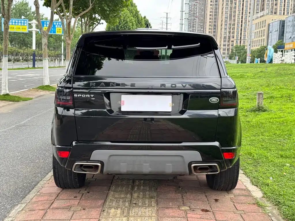 Land Rover Sport 2020 — фото 8