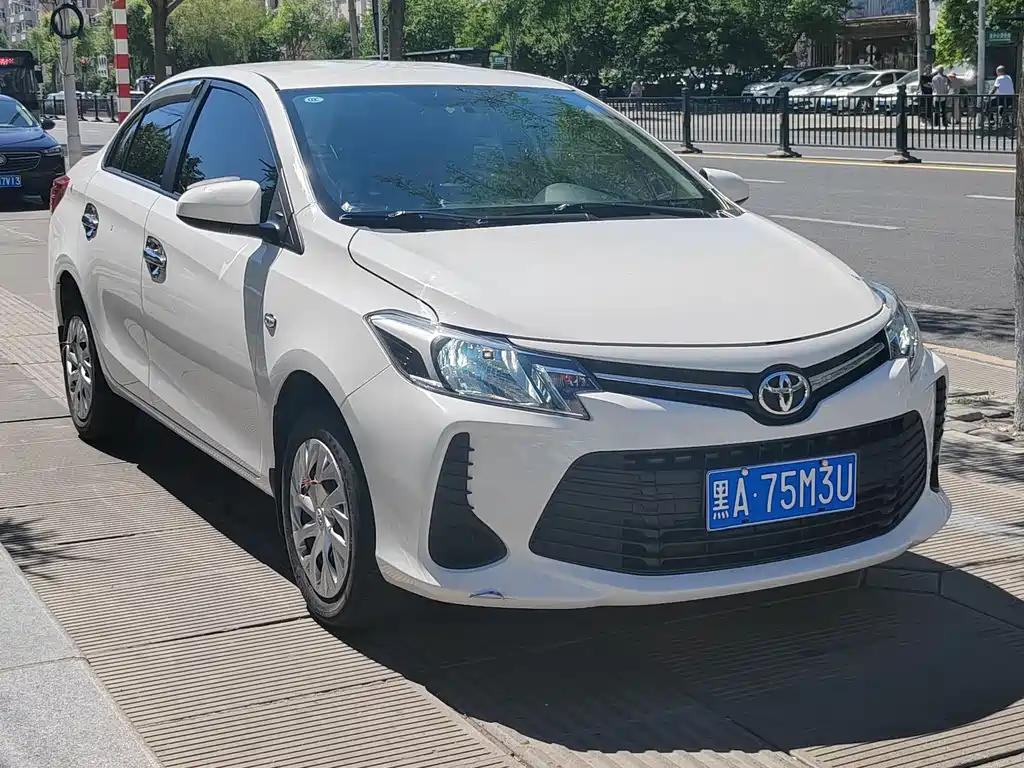 Toyota Vios 2021 — фото 1