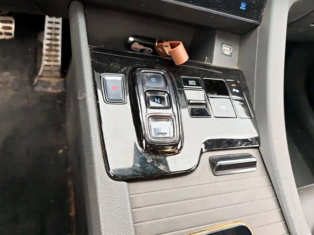 Hyundai Sonata 2020 — фото 14
