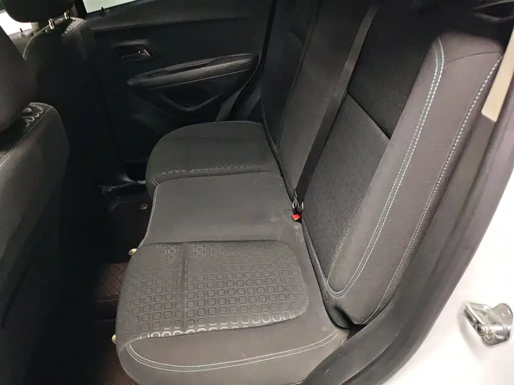 Chevrolet Trax 2016 — фото 17