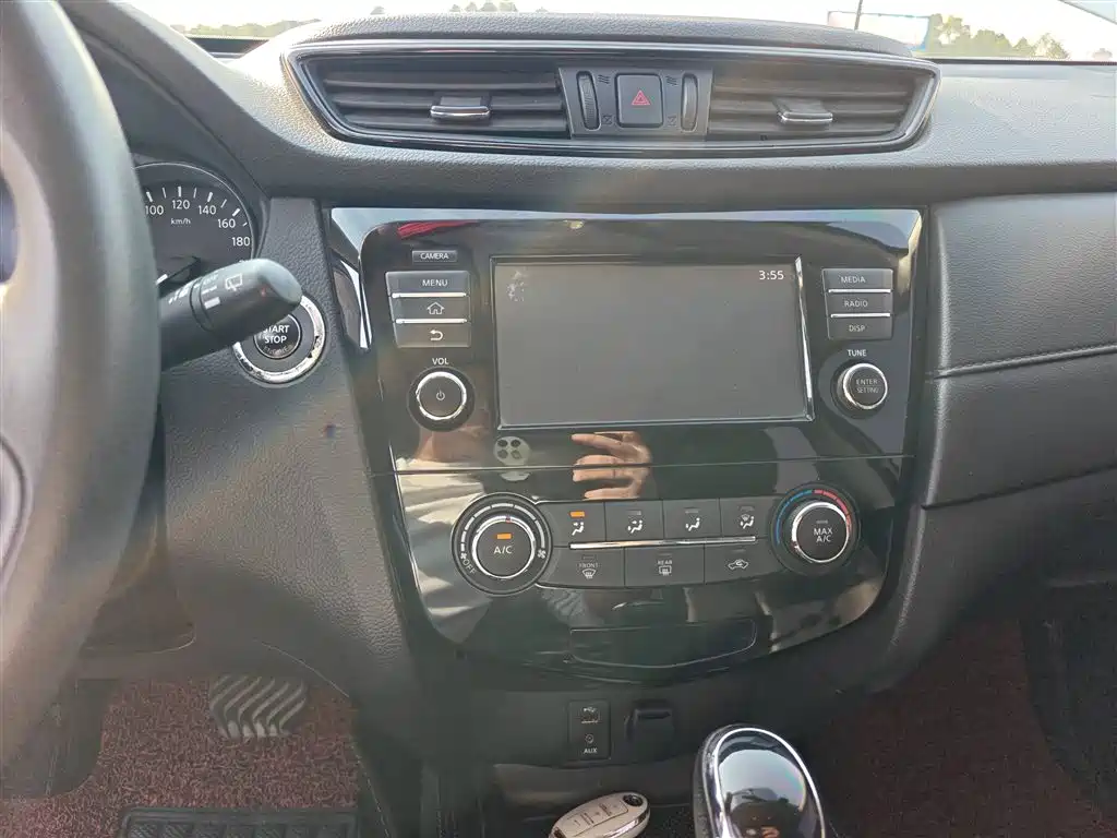 Nissan X-Trail 2018 — фото 13