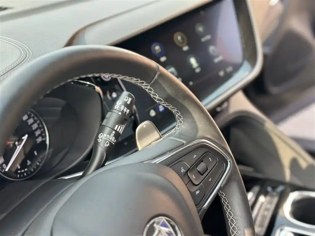 Buick Envision Plus 2022 — фото 18