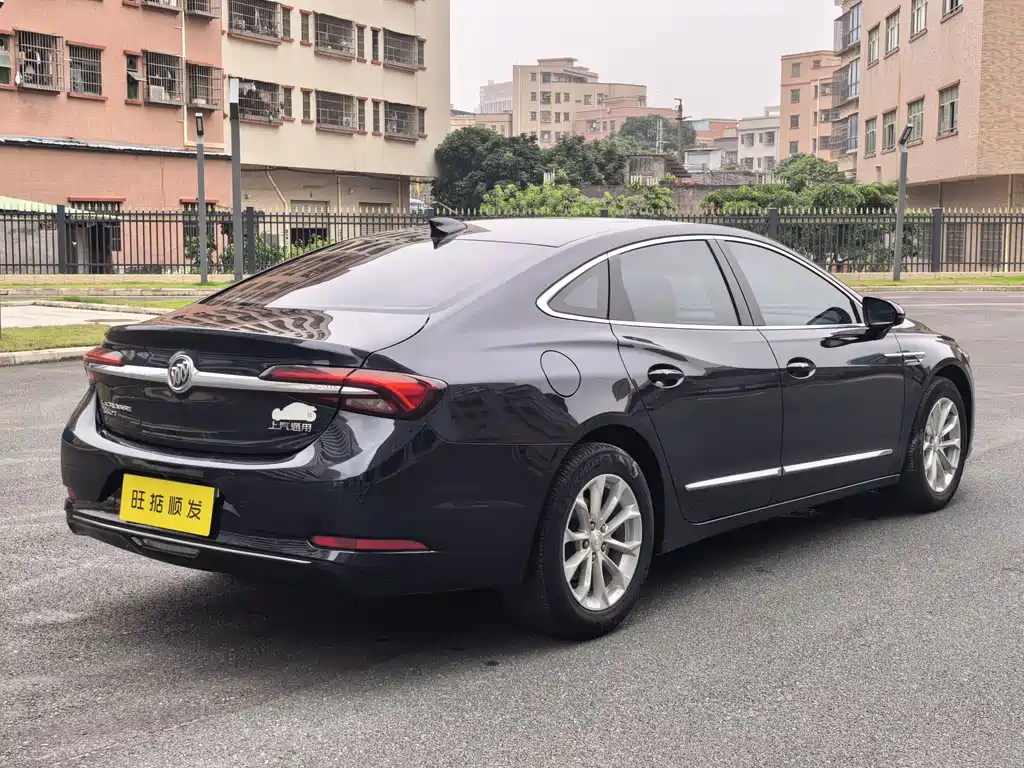 Buick LaCrosse 2020 — фото 32