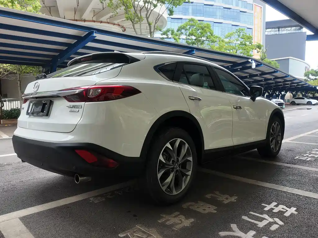 Mazda CX-4 2017 — фото 25