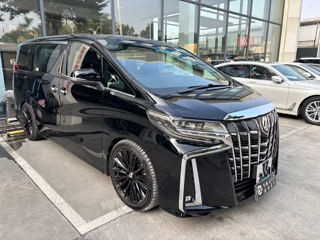Toyota Alphard 2019 — фото 3