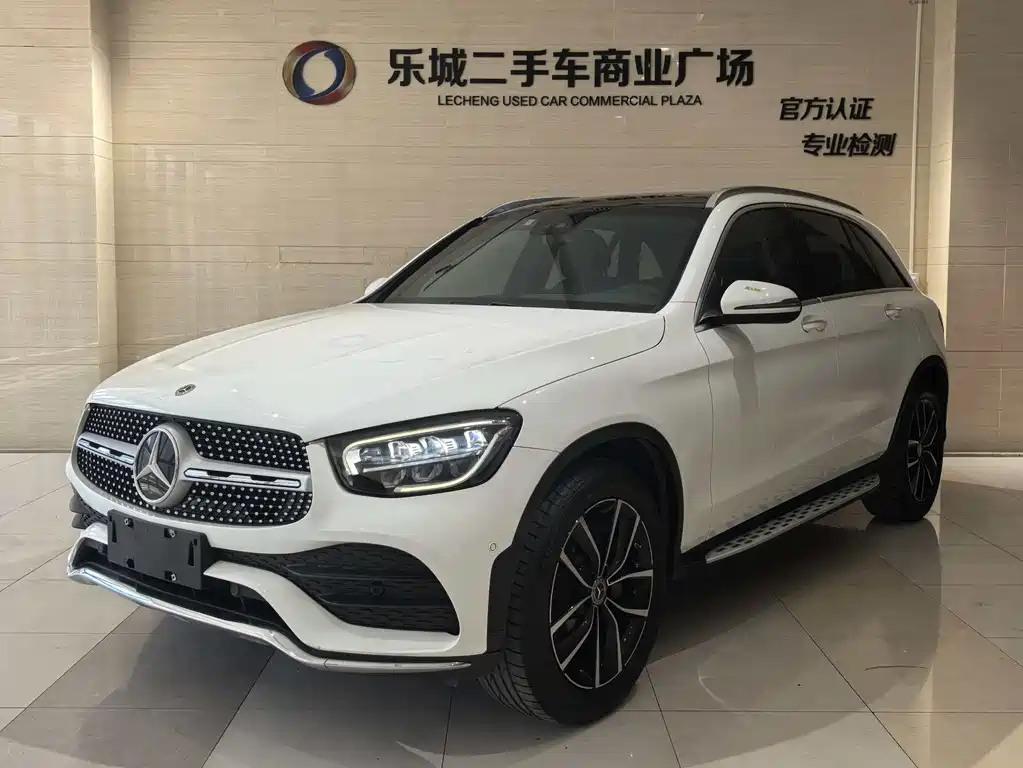 Mercedes-Benz GLC 2021 — фото 1