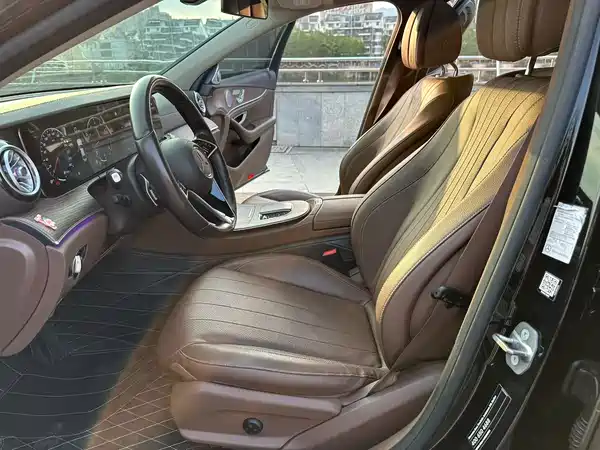 Mercedes-Benz E-Class 2023