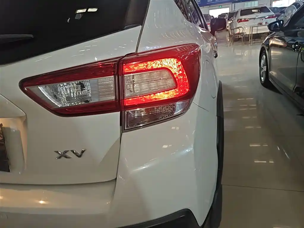 Subaru XV 2018 — фото 8