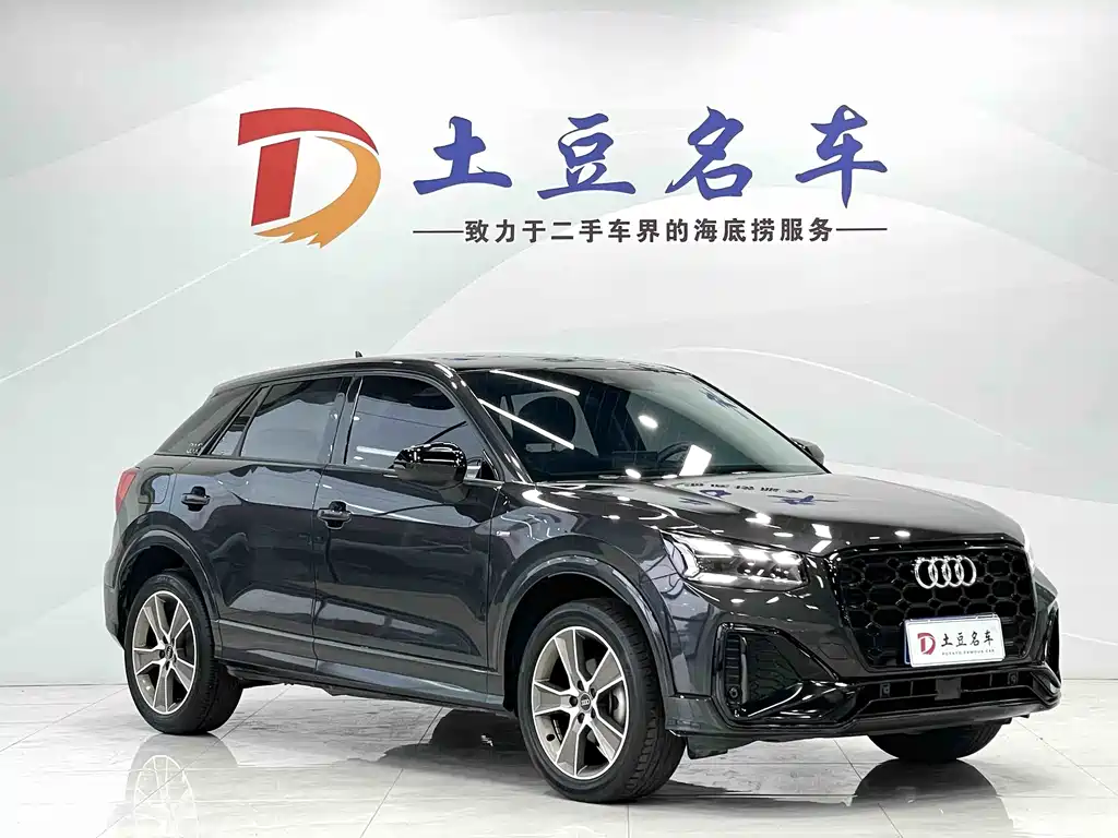 Audi Q2L 2022 — фото 3