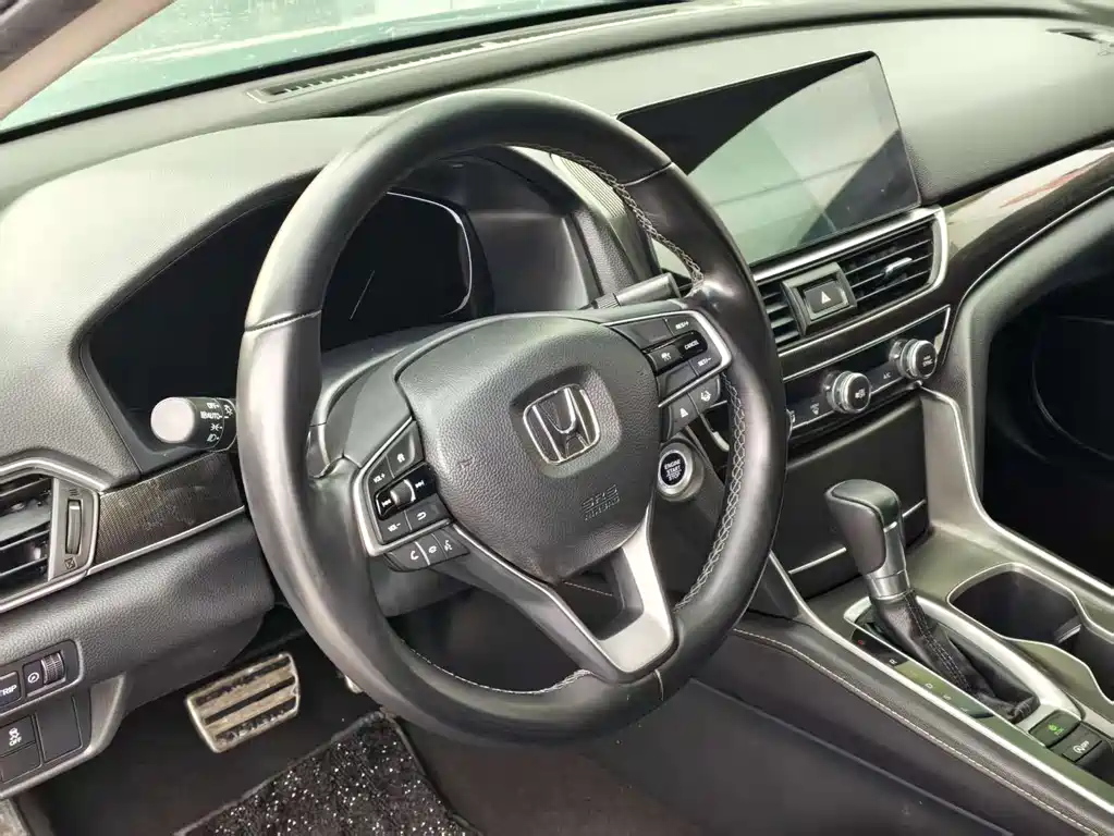 Honda Accord 2022 — фото 15