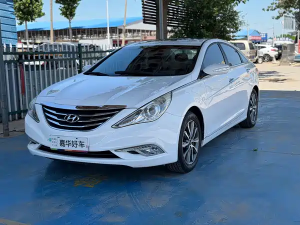 Hyundai Sonata 2013
