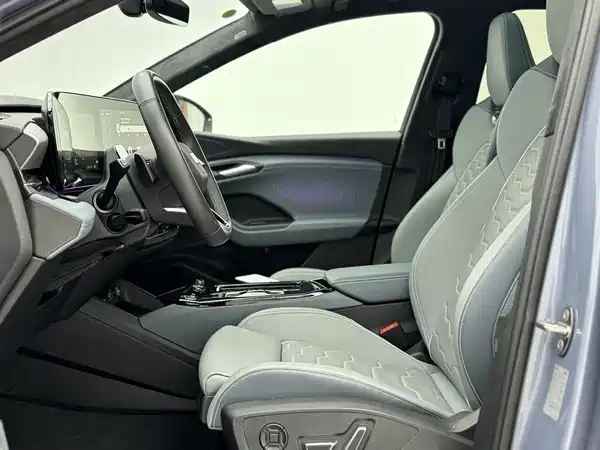 Audi Q6L E-Tron 2026