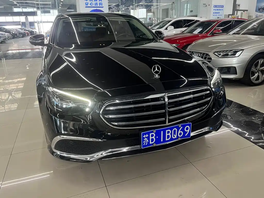 Mercedes-Benz E-Class 2022 — фото 3