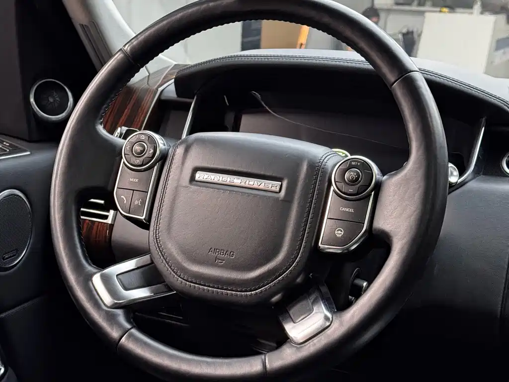 Land Rover Range Rover 2014 — фото 10