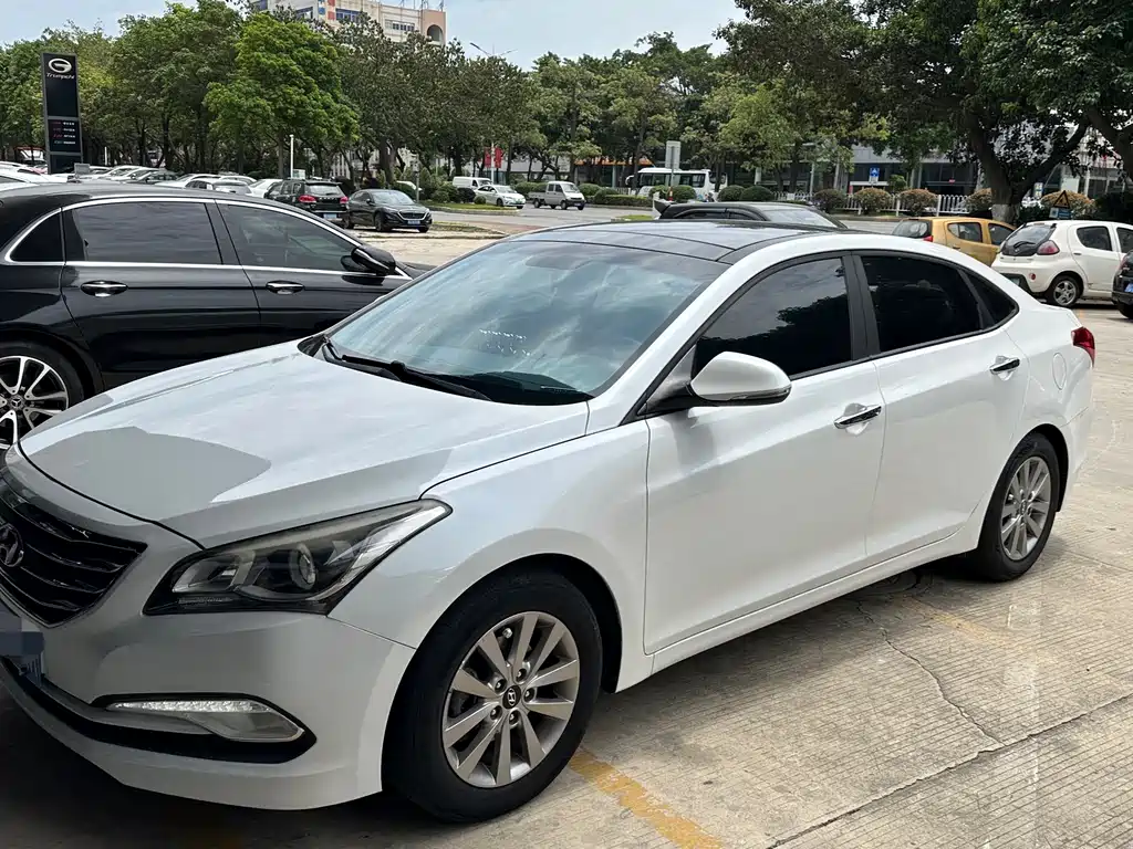 Hyundai Mistra 2014 — фото 1