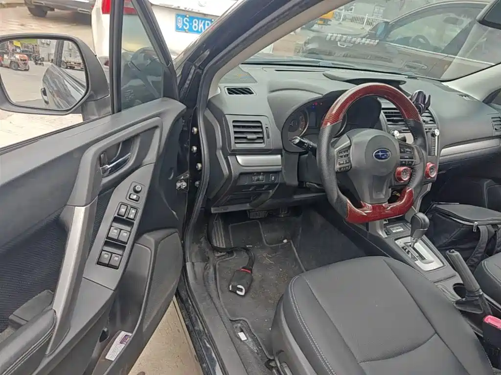 Subaru Forester 2014 — фото 16