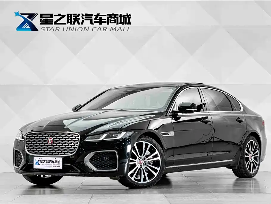 Jaguar XFL 2025 — фото 1