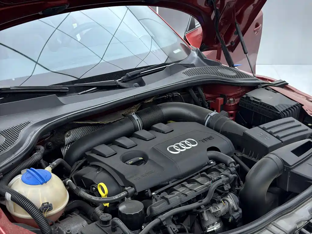 Audi TT 2015 — фото 23