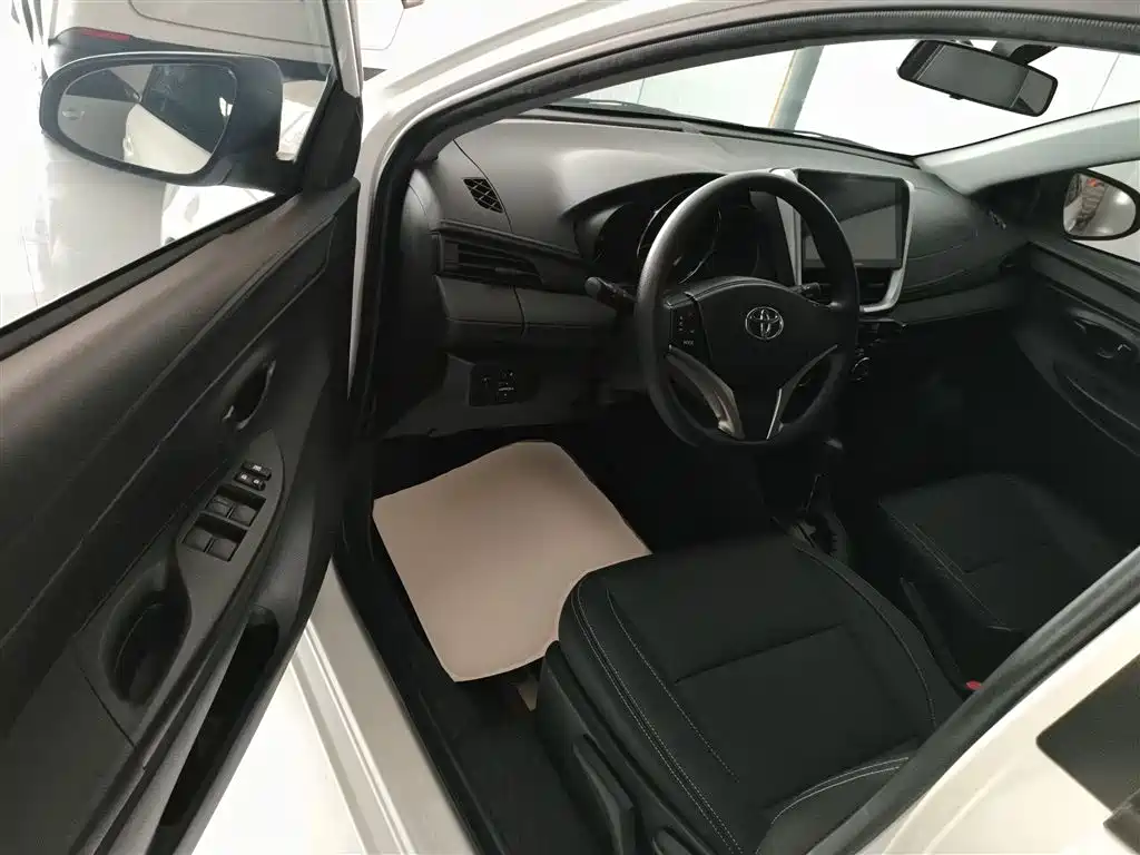 Toyota Vios FS 2022 — фото 16