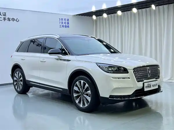 Lincoln Corsair 2022