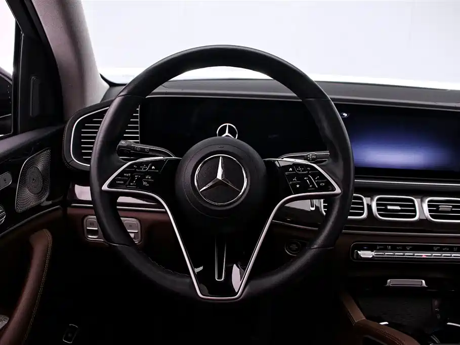 Mercedes-Benz GLE 2024 — фото 7