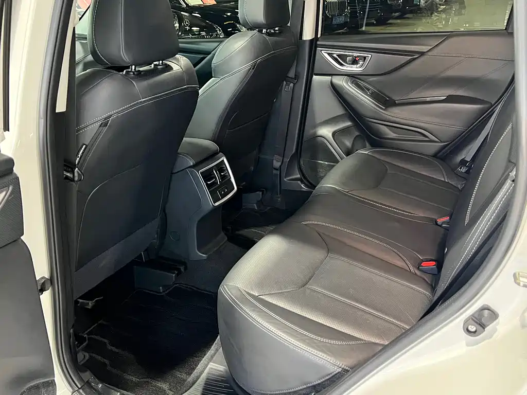 Subaru Forester 2019 — фото 20